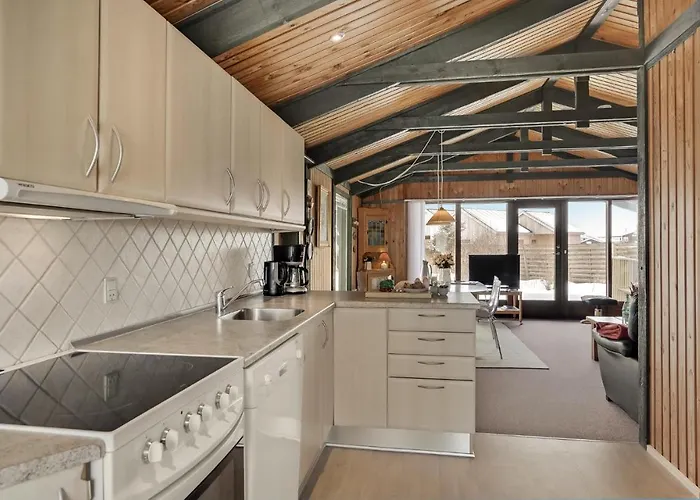 Semesterbostad 3 Bedroom Stunning In *