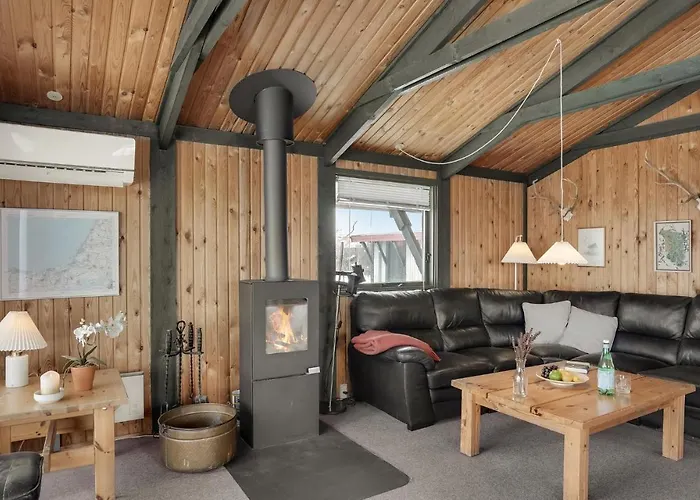 3 Bedroom Stunning In *